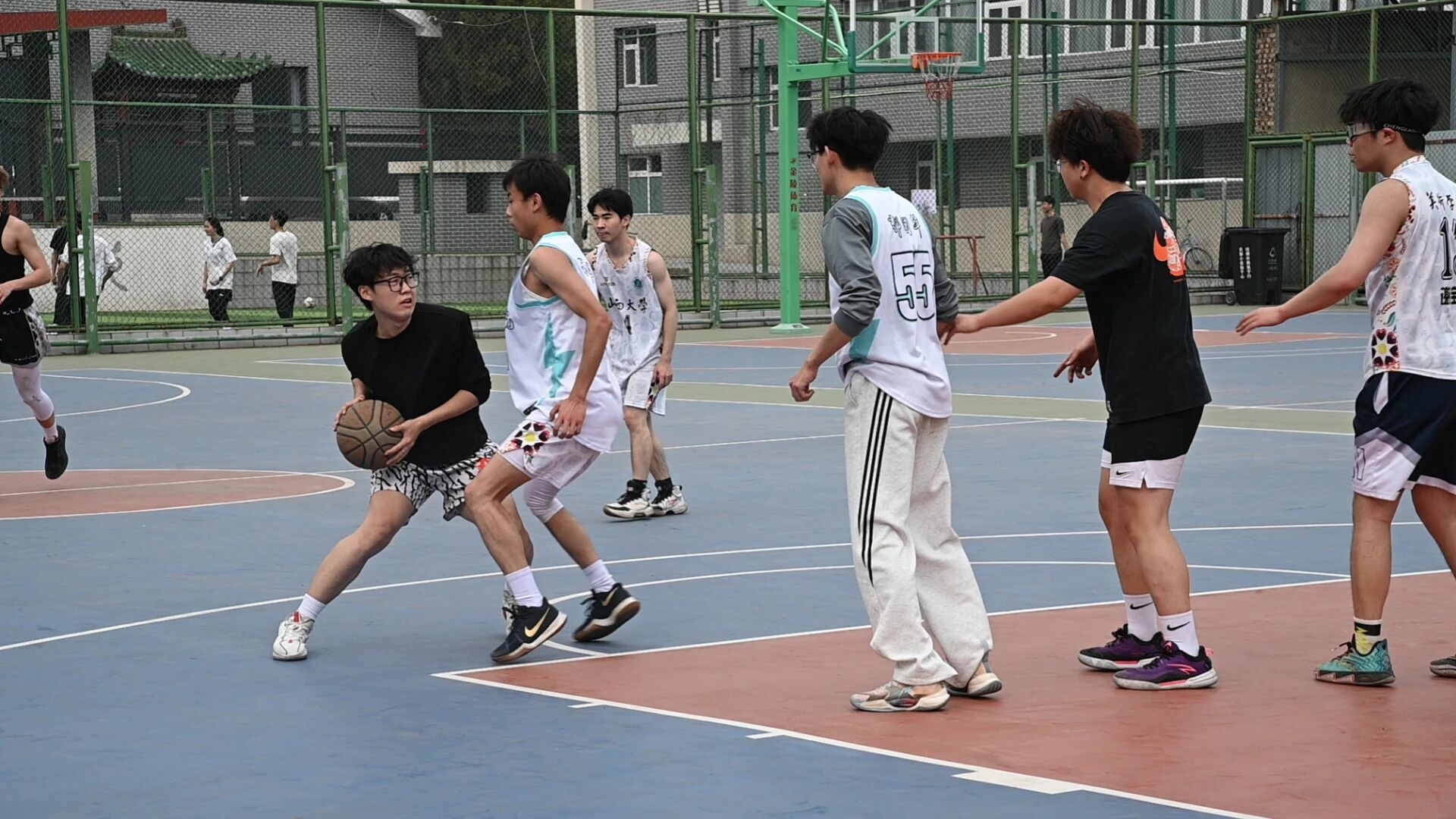 38f5bb986bc69b1b4049d915b8c1806b.jpg
